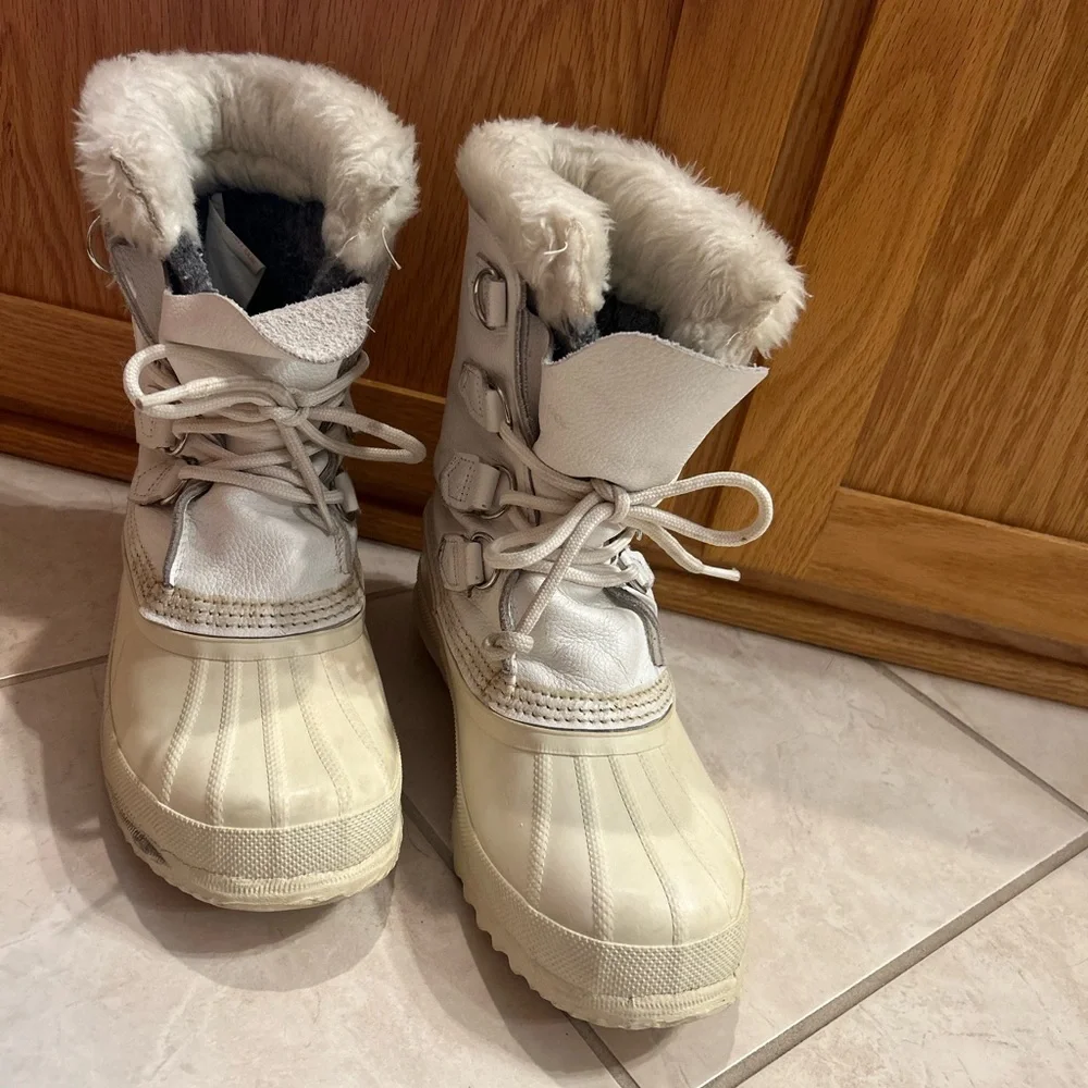 Sorel Vintage‎ Women’s White Leather Manitou Winter Boots
